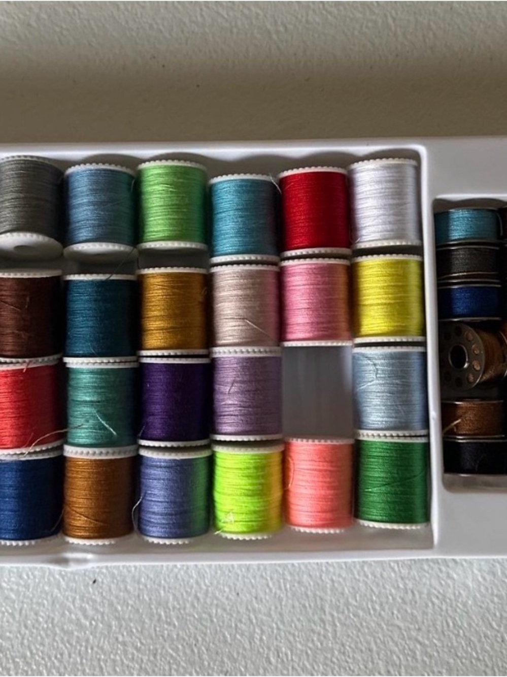 Assorted Multi-Color Sewing Thread Spool Set by